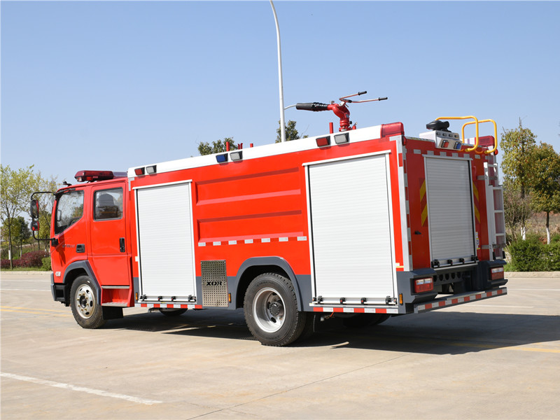 福田6噸水罐消防車