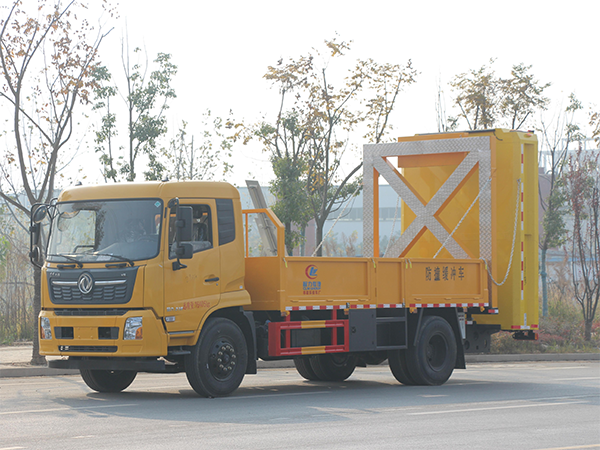 CLW5100TFZD6防撞緩沖車