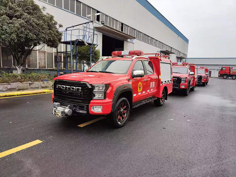 福田CLW5030TXFQC05型器材消防車