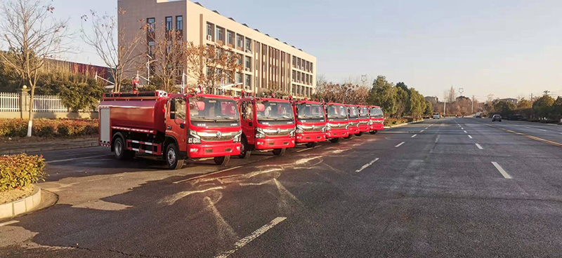 新款國六消防車火熱上市