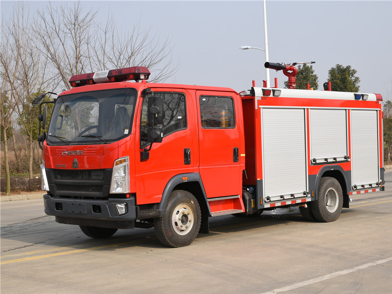 推薦一款便宜的小型消防灑水車——福田1.8噸消防灑水車