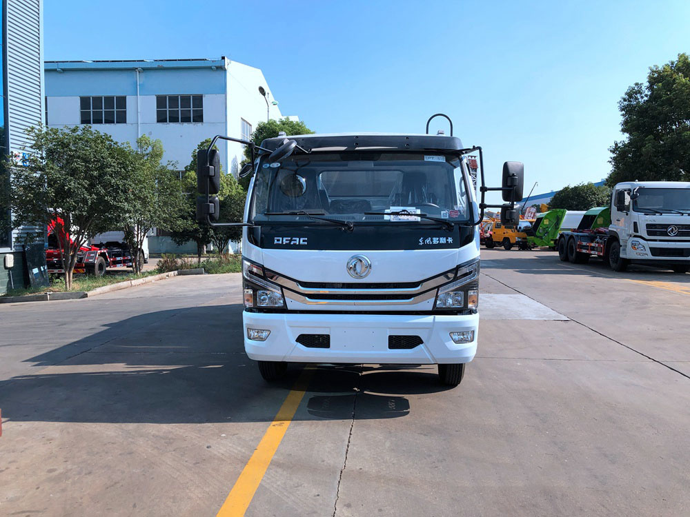 國六8立方東風(fēng)D7 壓縮垃圾車