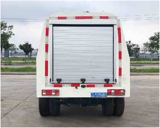 CL5030TYHBEV東風(fēng)純電動(dòng)路面養(yǎng)護(hù)車(chē)